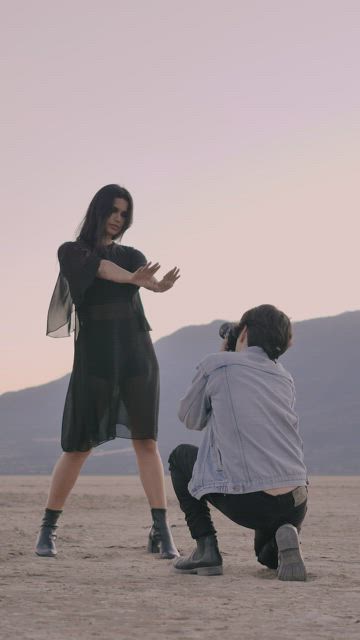 Photo session of a girl in the desert.